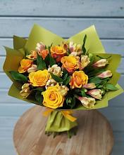 Букет цветов из:  Альстромерии и Розы в Нелидово