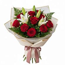 Букет цветов из:  Лилии и Розы в Нелидово