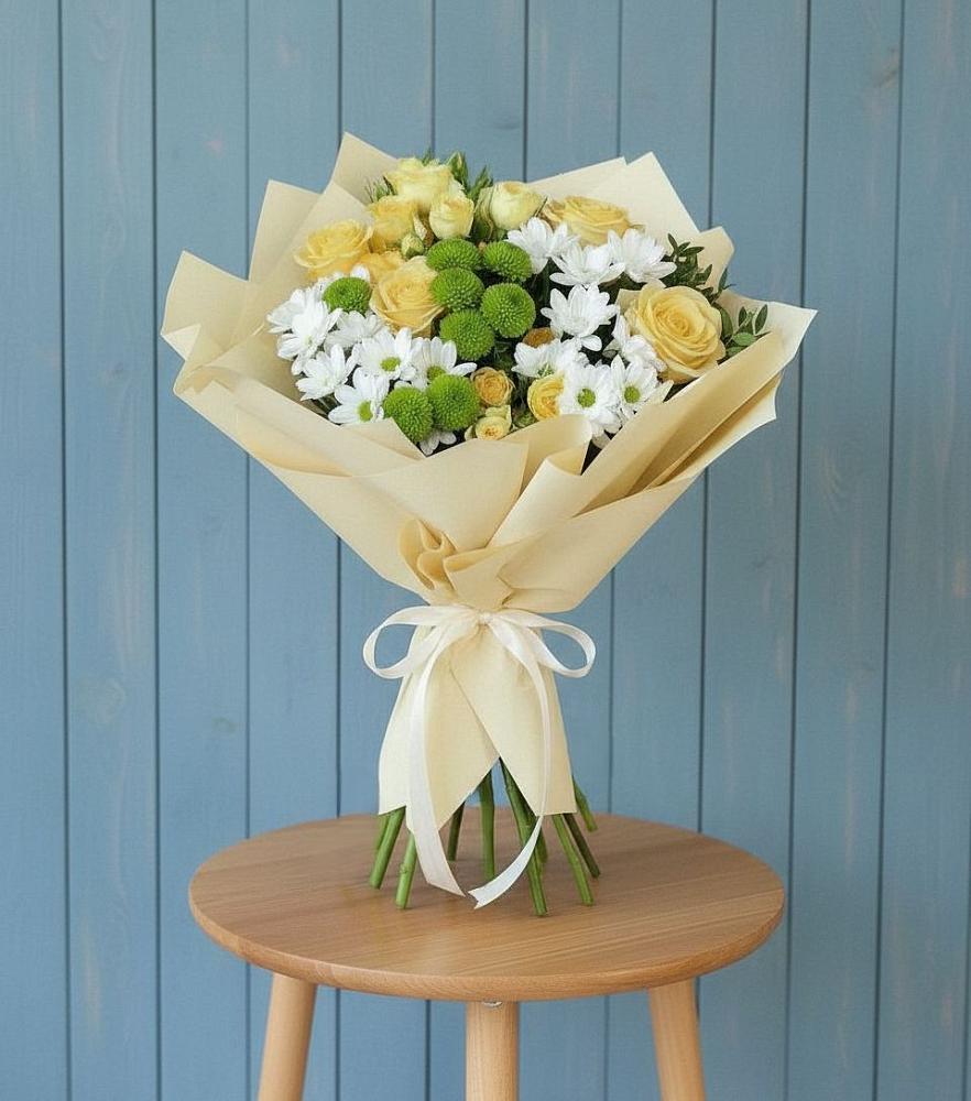 Букет цветов из: Хризантемы и Розы в Нелидово