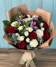 Букет цветов из:  Розы и Альстромерии в Нелидово
