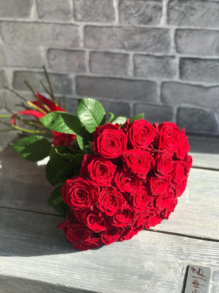 Букет Красные розы Фридом в Нелидово