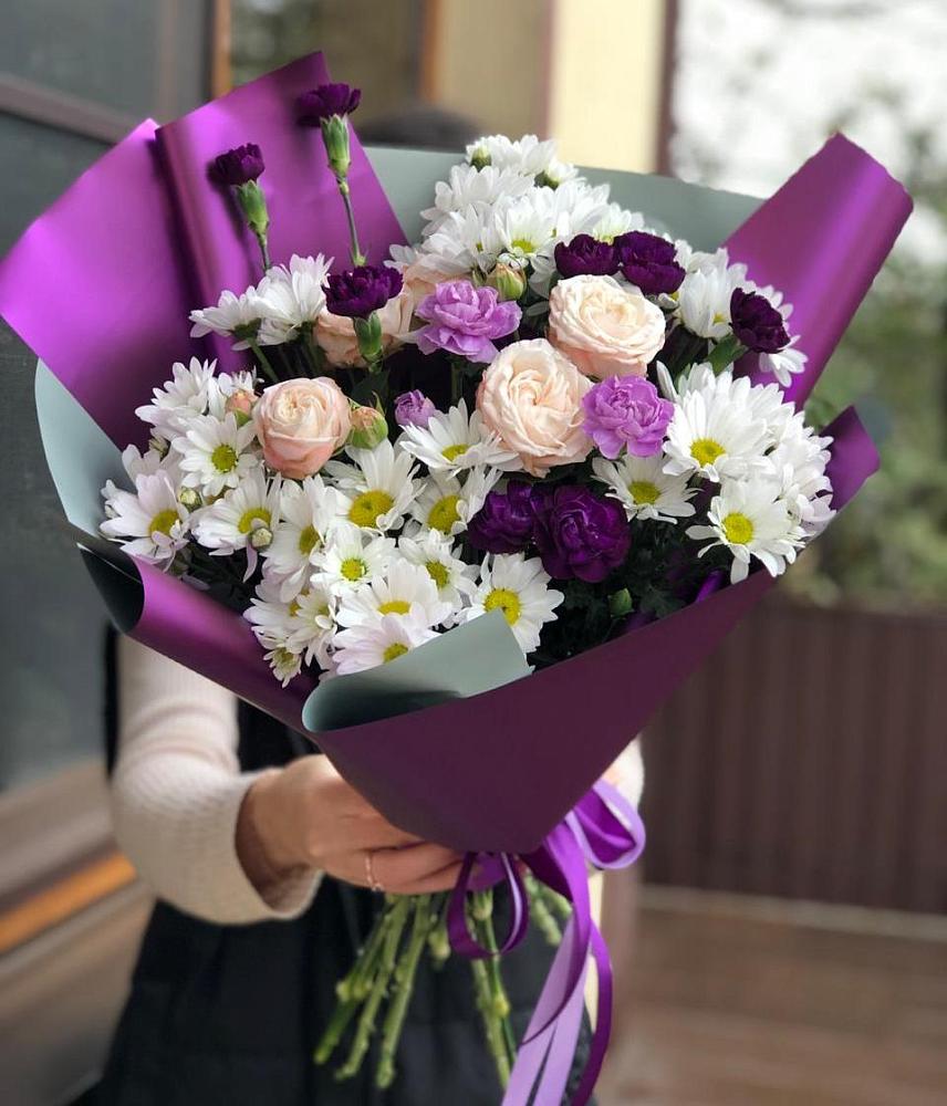 Букет цветов из: Хризантемы, Гвоздики и Розы в Нелидово