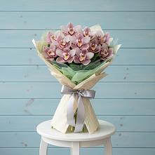 Букет цветов из:  Орхидеи и Розы #REPLACE_PRED# Нелидово