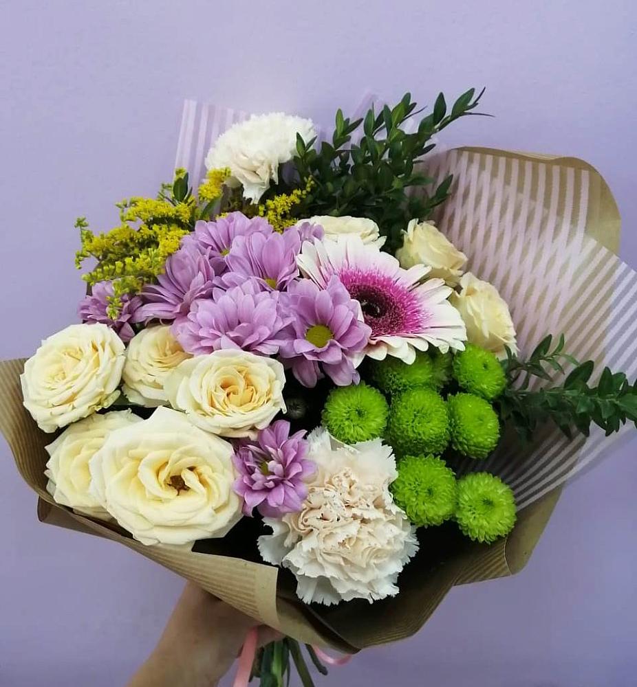 Букет цветов из: Хризантемы, Розы, Гвоздики и Герберы в Нелидово