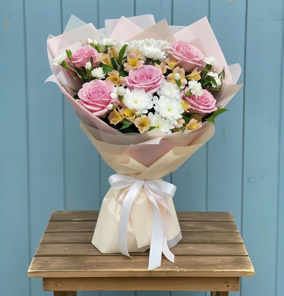 Букет цветов из: Гвоздики, Орхидеи и Розы в Нелидово