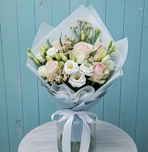 Букет цветов из:  Розы и Лизиантусы в Нелидово